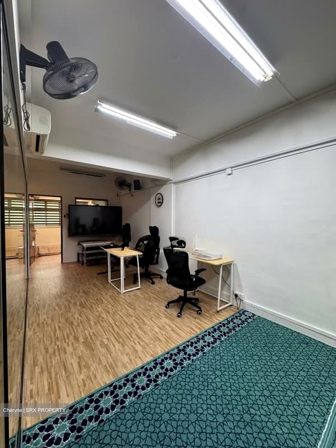 Tampines Street 21 (D18), Office #604585541